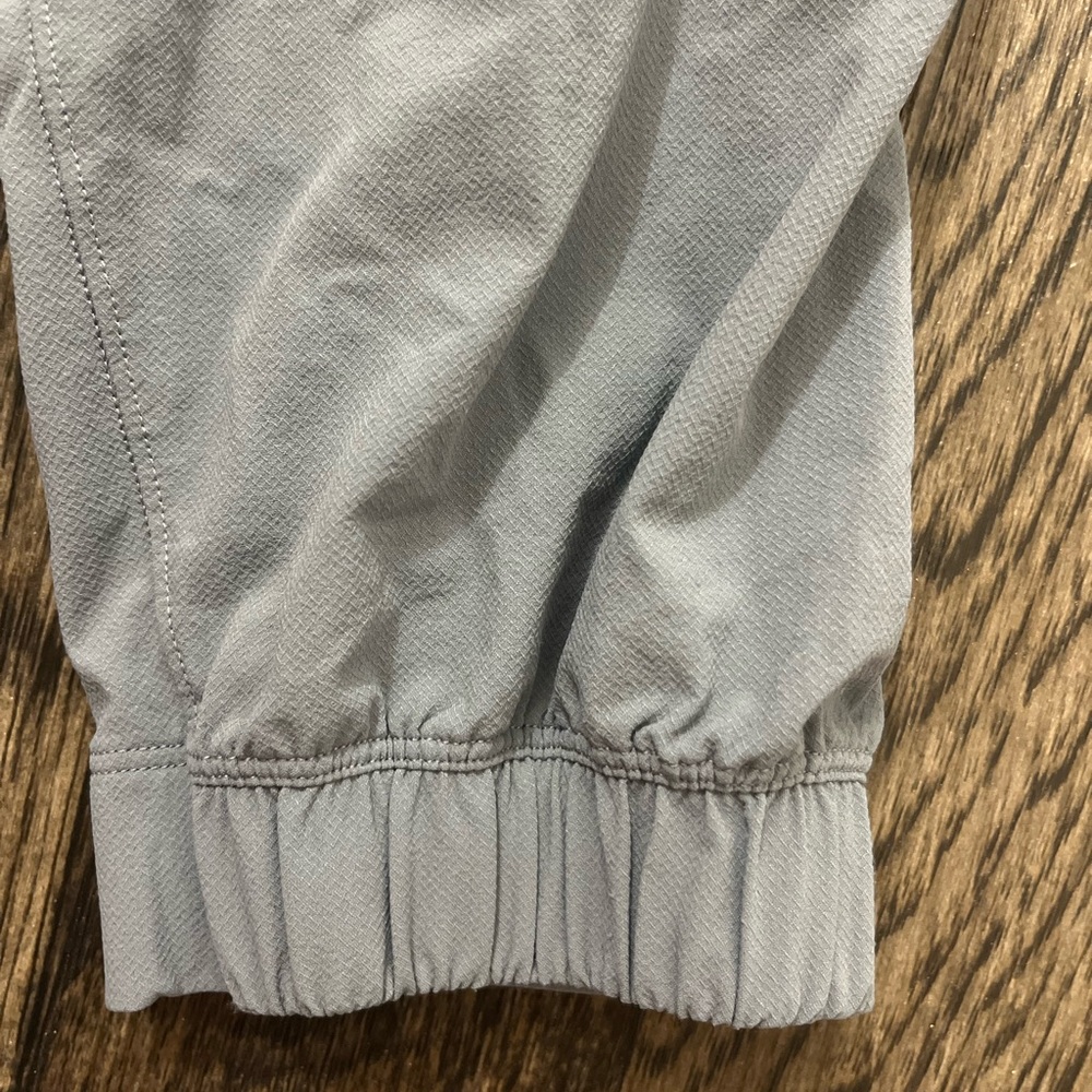 lululemon athletica Light Gray Men’s Jogger Sweatpants - Picture 7 of 9
